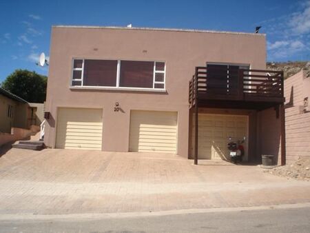 4 Bedroom House in Saldanha