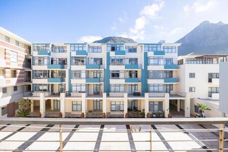 1 Bedroom Apartment in Muizenberg