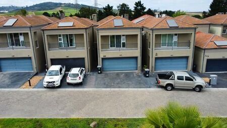 3 Bedroom House in Brackenfell Central