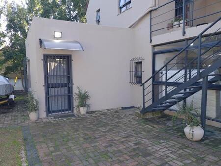 1 Bedroom Apartment in Paradyskloof