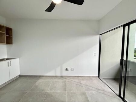 1 Bedroom Apartment in Sheffield Beach