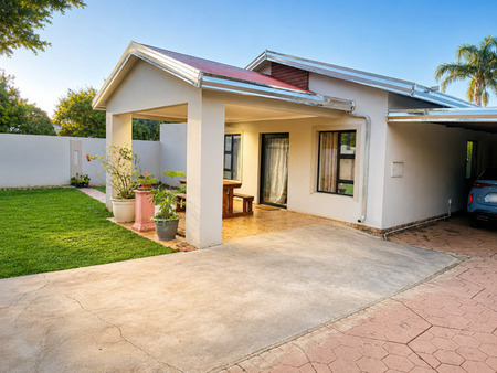1 Bedroom House in East Lynne