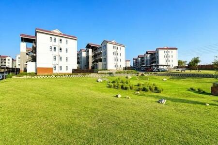 1 Bedroom Apartment in Modderfontein