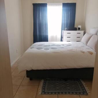 1 Bedroom Apartment in Klippoortje