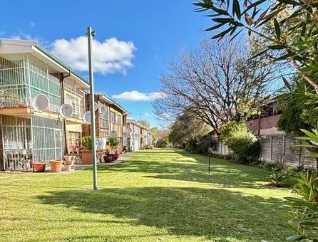 1 Bedroom Townhouse in Sasolburg