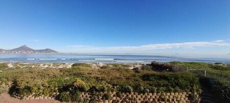 2 Bedroom apartment to rent in Lagoon Beach, Milnerton