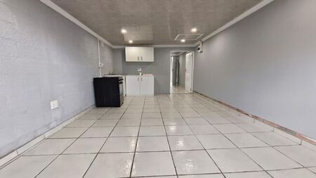 1 Bedroom flat to rent in Amandelsig, Kuils River