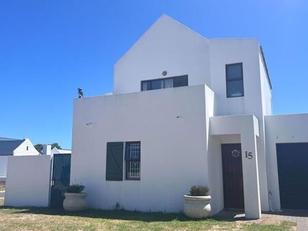 2 Bedroom House in Yzerfontein