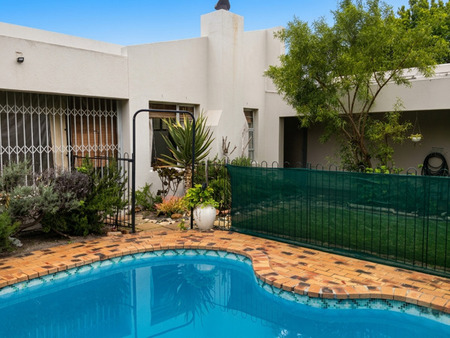 3 Bedroom House in Edgemead
