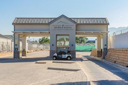 2 Bedroom Apartment in Klein Parys