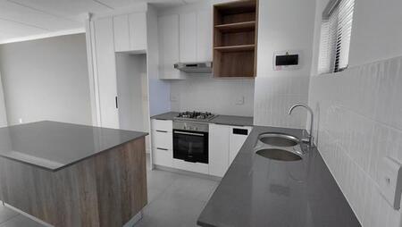 2 Bedroom Apartment in Vredekloof