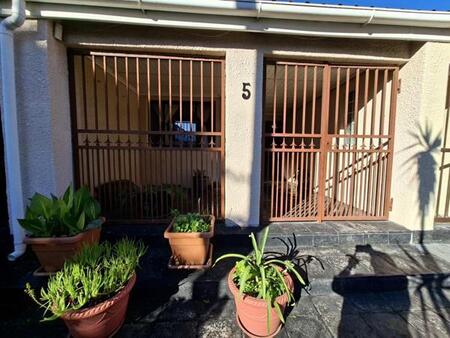 2 Bedroom Cluster in Gleemoor
