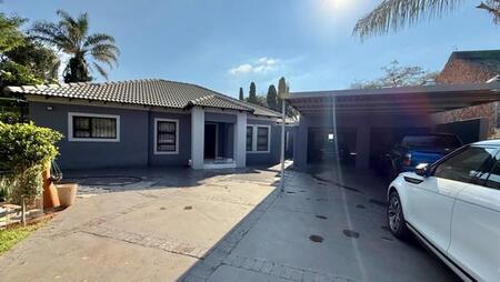 4 Bedroom House in Doornpoort
