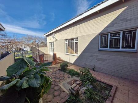 2 Bedroom Apartment in Eureka