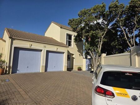 3 Bedroom duplex townhouse - freehold to rent in Royal Ascot, Milnerton