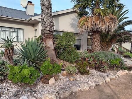 4 Bedroom House in Vredenburg