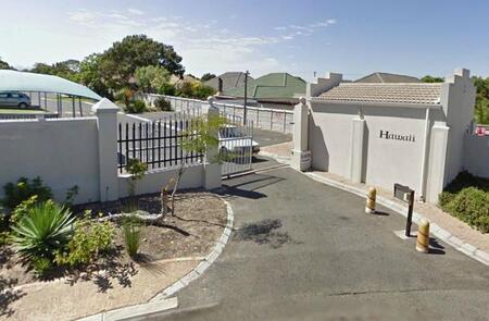 1 Bedroom Flat in Parow North