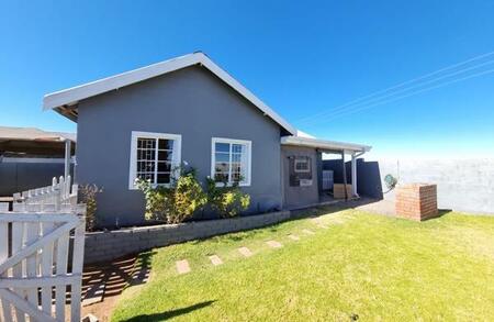 2 Bedroom House in Postmasburg