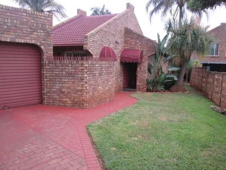 3 Bedroom House in Doornpoort