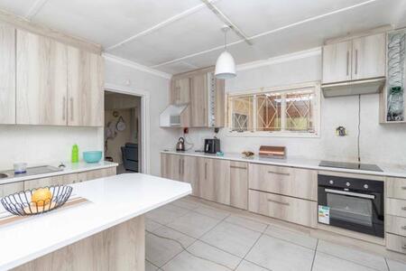 3 Bedroom House in Lodeyko