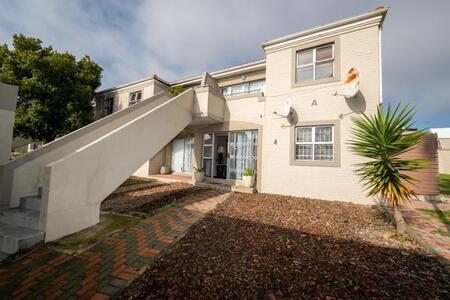 2 Bedroom Apartment in Sonstraal Heights