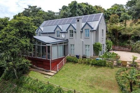 4 Bedroom House in Mount Michael
