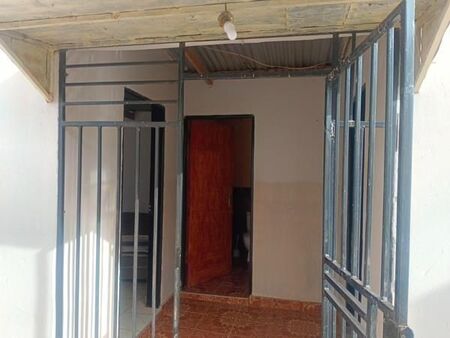 3 Bedroom Apartment in Evaton Central