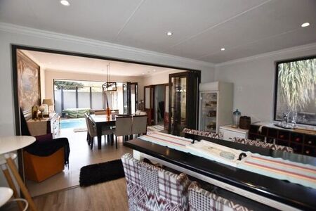 2 Bedroom duet to rent in Moreleta Park, Pretoria