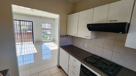 2 Bedroom apartment to rent in Wilgeheuwel, Roodepoort