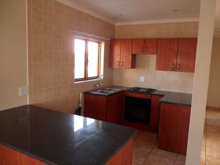 3 Bedroom penthouse to rent in Reyno Ridge, Witbank