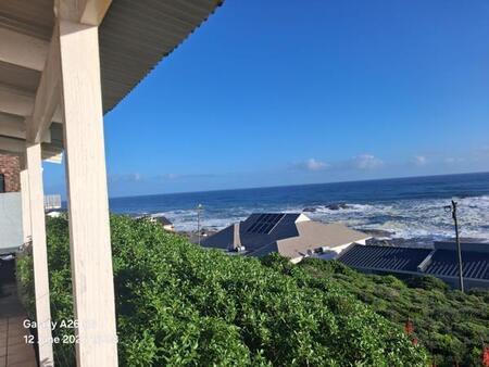 3 Bedroom House in Yzerfontein