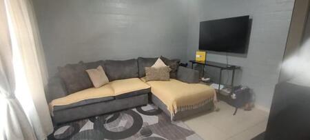 2 Bedroom Apartment in Table View