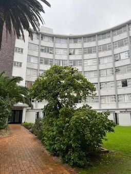 Studio Apartment in Mowbray