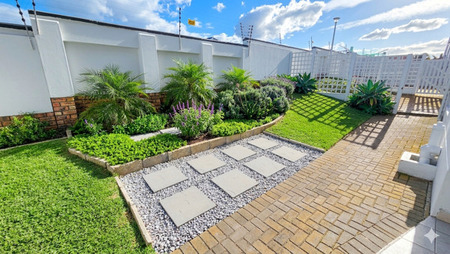 3 Bedroom Apartment in Reebok
