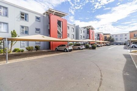 2 Bedroom Apartment in Van Der Stel