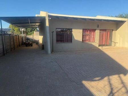 2 Bedroom House in Blydeville