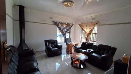 3 Bedroom House in Dunnottar