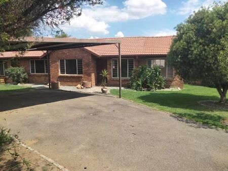 3 Bedroom House in Minnebron