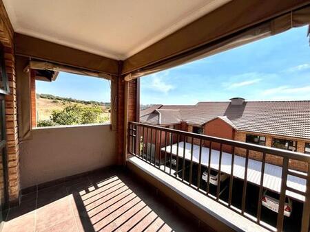 2 Bedroom Apartment in Featherbrooke Estate