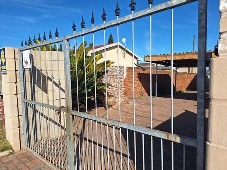 2 Bedroom Flat in Scheepershoogte