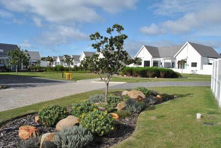 2 Bedroom Townhouse in St Francis Bay Village