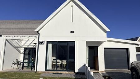 2 Bedroom House in St Francis Bay Canals