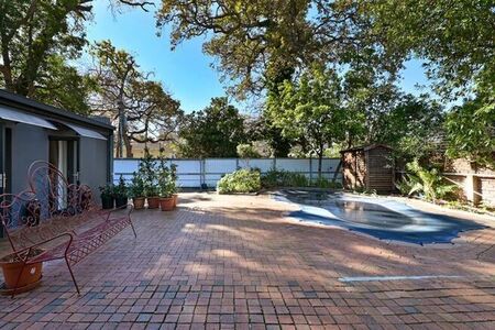 2 Bedroom house to rent in Newlands, Cape Town