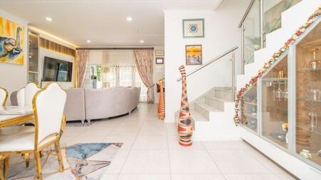 4 Bedroom cluster to rent in Sunninghill, Sandton