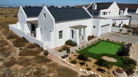 3 Bedroom House in Lampiesbaai
