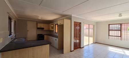 3 Bedroom House in Vredenburg