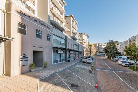 2 Bedroom Apartment in Tyger Valley