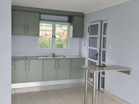 2 Bedroom Apartment in Redcliffe