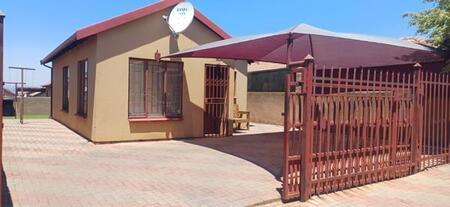 3 Bedroom House in Soshanguve Vv