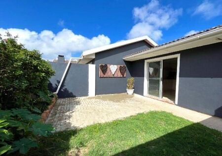 1 Bedroom Apartment in Broadwood